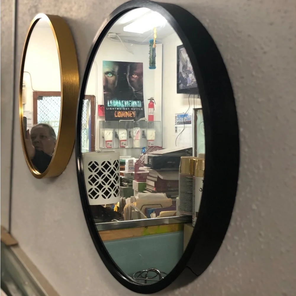 Round 12 in Mirror in Metal Frame Gold